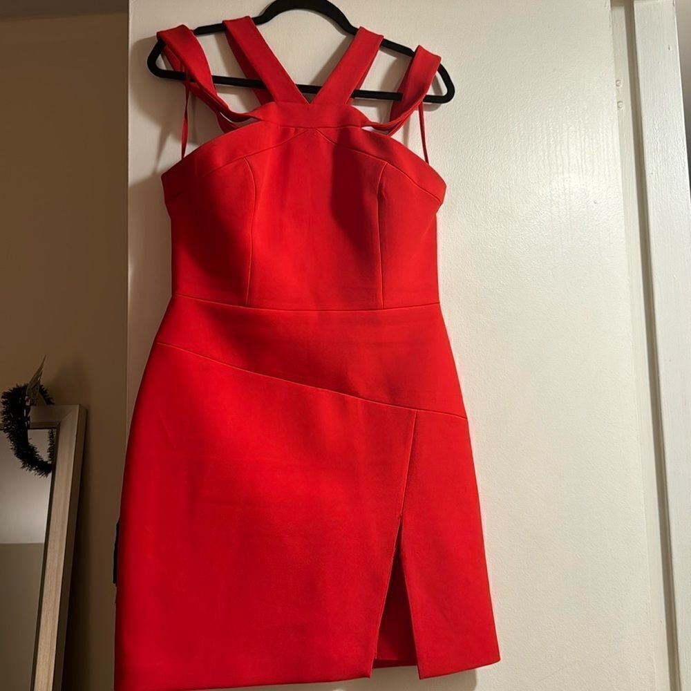 BCBG RED MINI DRESS SIZE 10